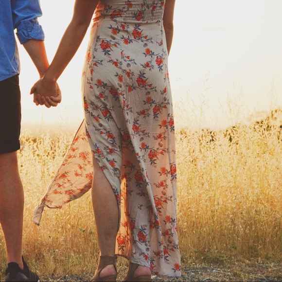 Off The Shoulder/Strapless Floral Maxi Dress - Picture 5 of 5